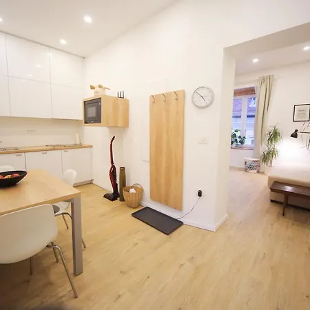 Apartment Unique