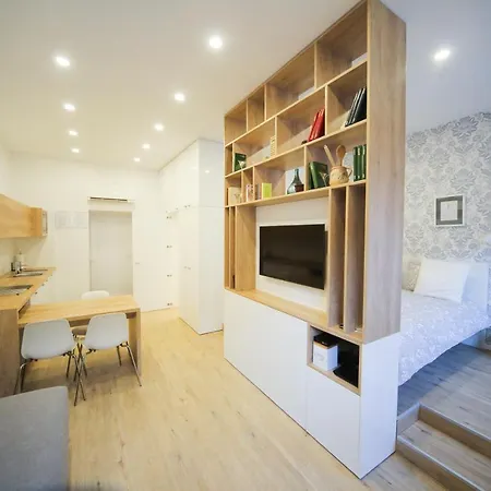 Apartment Unique